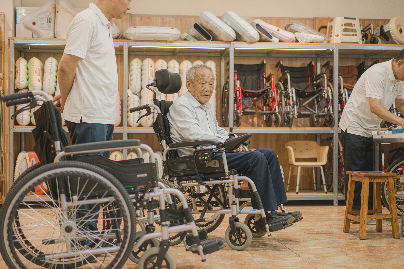 长护险辅助器具租赁 失能老人轮椅租赁 护理床租赁报销 长护险辅具目录 辅具租赁补贴怎么申请 上海长护险辅具租赁 康复辅具社区租赁 长护险辅助器具租赁 失能老人轮椅租赁 护理床租赁报销 长护险辅具目录 辅具租赁补贴怎么申请 上海长护险辅具租赁 康复辅具社区租赁