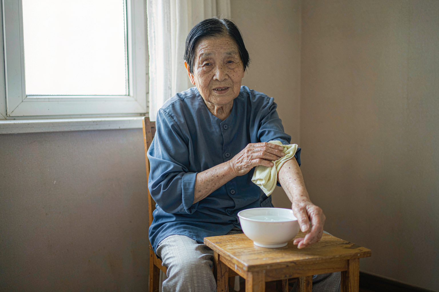 带状疱疹后遗神经痛,带状疱疹抗病毒治疗,带状疱疹护理注意事项 带状疱疹后遗神经痛,带状疱疹抗病毒治疗,带状疱疹护理注意事项