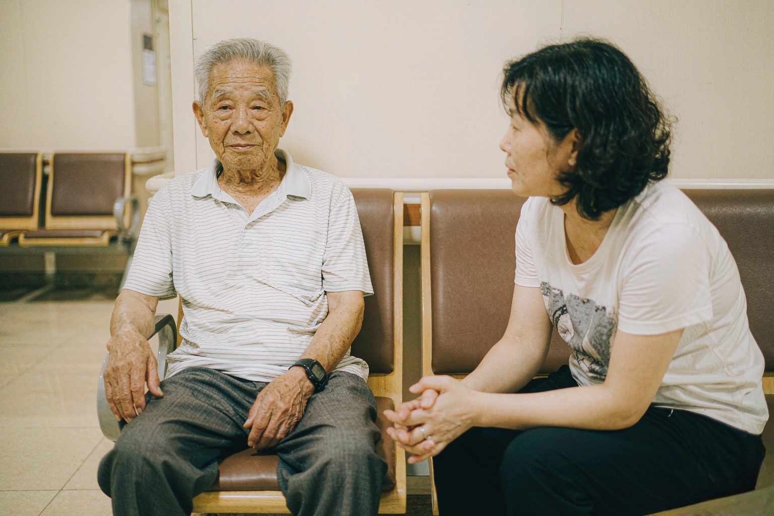 贫血就医信号,黑便消瘦,老年胃肠检查 贫血就医信号,黑便消瘦,老年胃肠检查